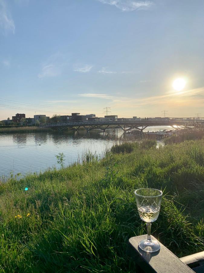 Waterfront Studio Амстердам Екстериор снимка